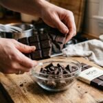 How to Coat Desserts in Chocolate Neatly